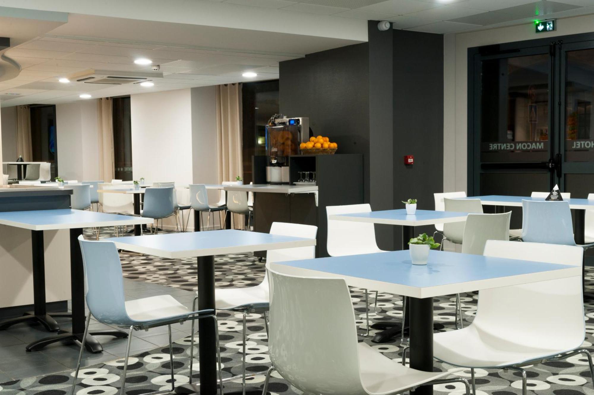 Brit Hotel Macon Centre Gare ภายนอก รูปภาพ