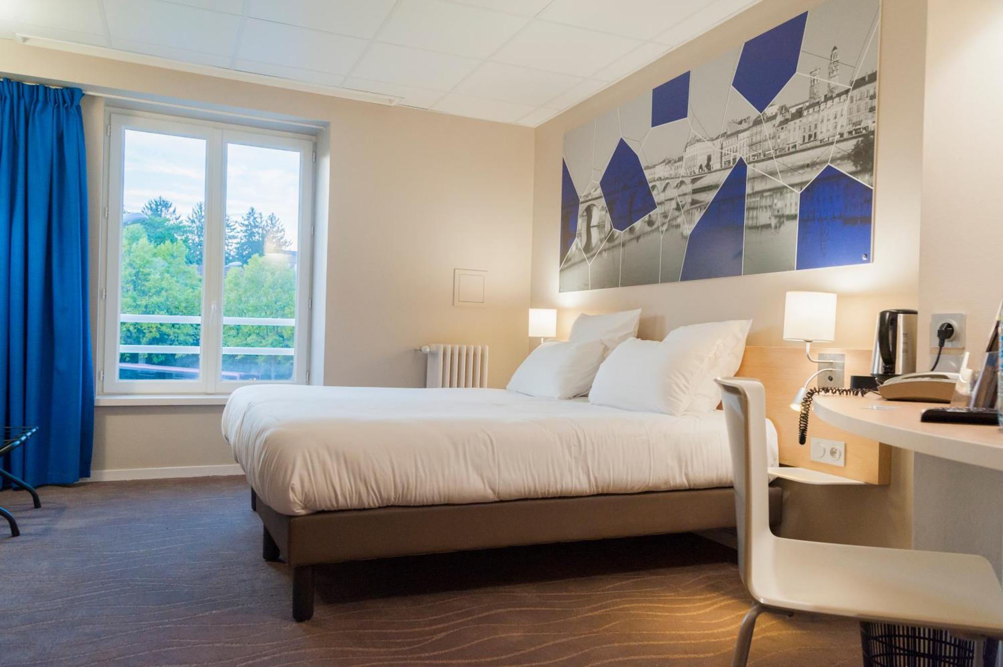 Brit Hotel Macon Centre Gare ภายนอก รูปภาพ