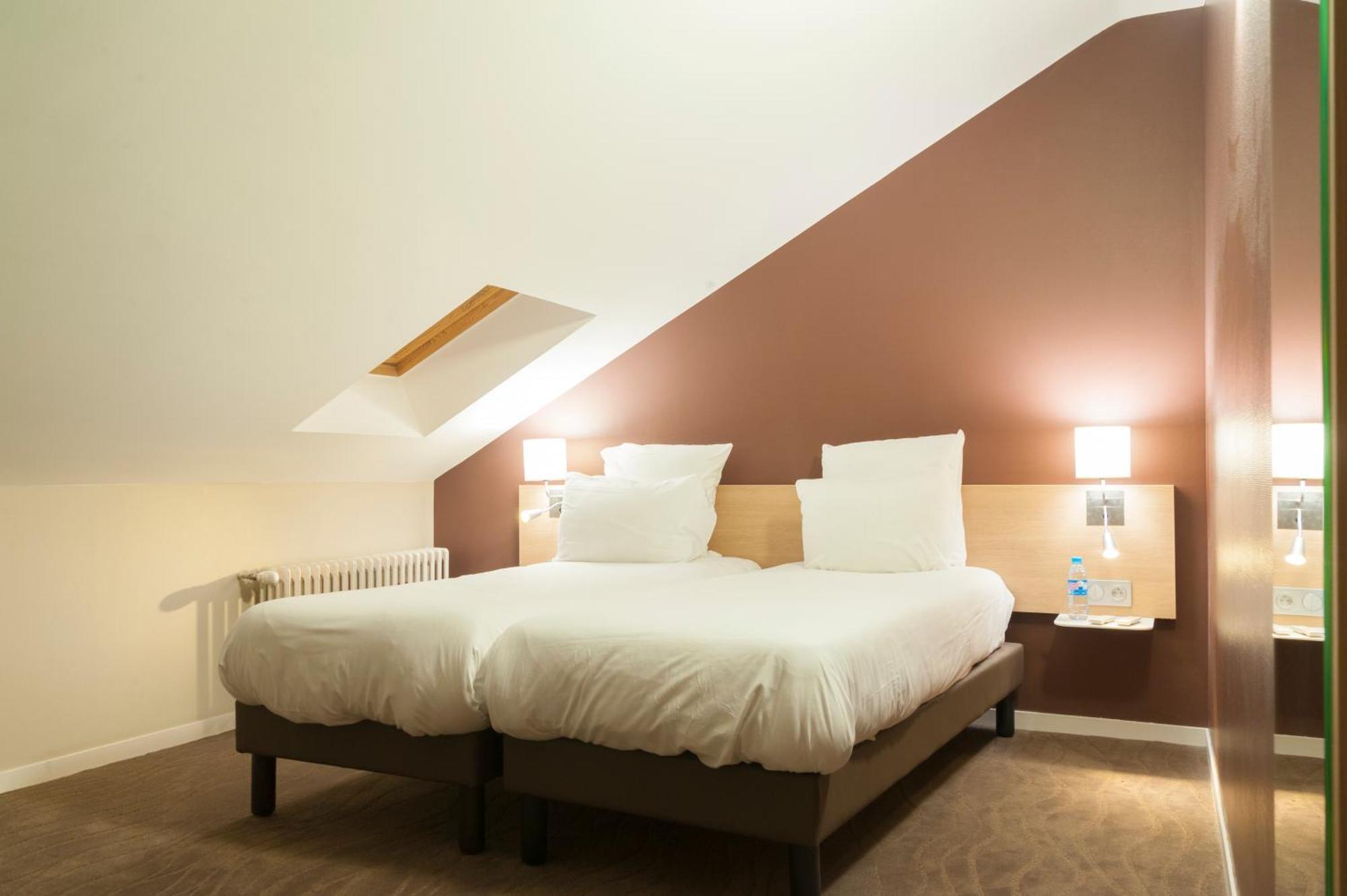 Brit Hotel Macon Centre Gare ภายนอก รูปภาพ