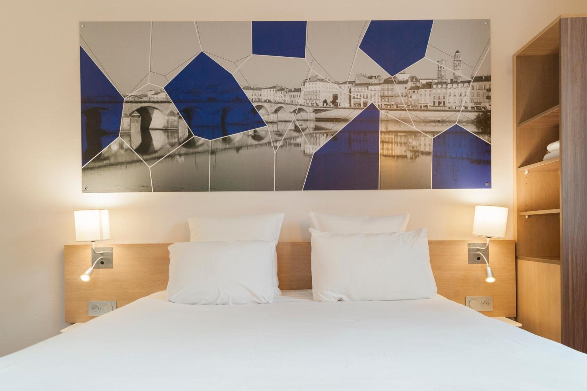 Brit Hotel Macon Centre Gare ภายนอก รูปภาพ