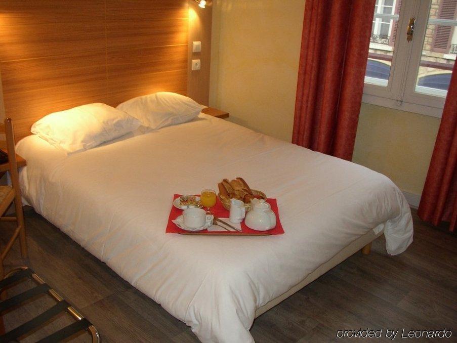 Brit Hotel Macon Centre Gare ห้อง รูปภาพ