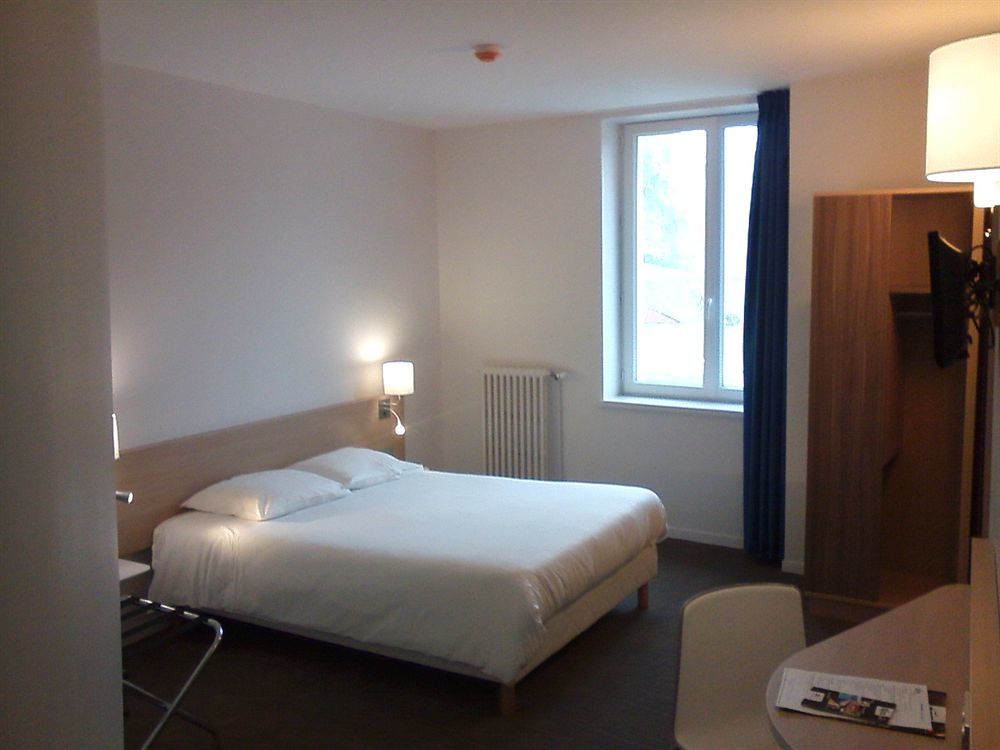 Brit Hotel Macon Centre Gare ภายนอก รูปภาพ